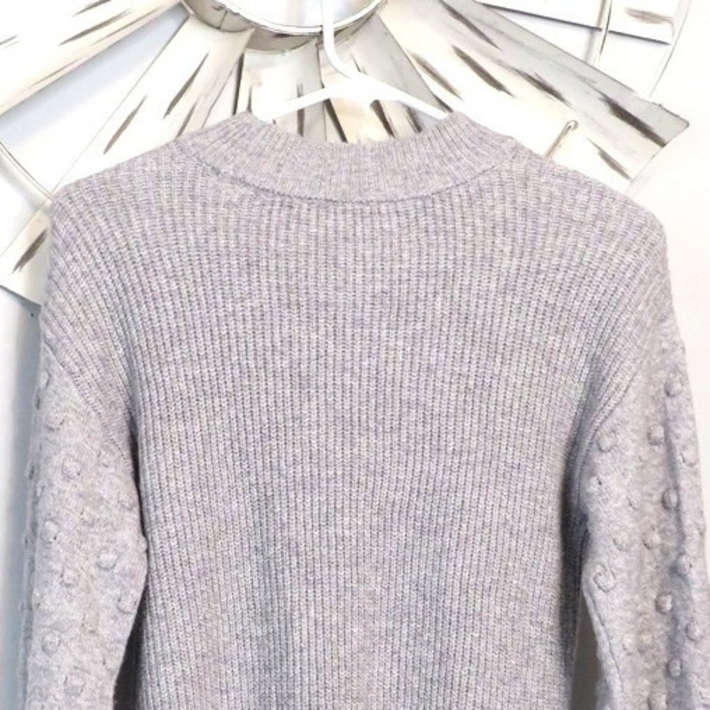 Vince Camuto Small Bobble Stitch Sleeve Ribbed Knit Sweater - Light Gray - Picture 6 of 10